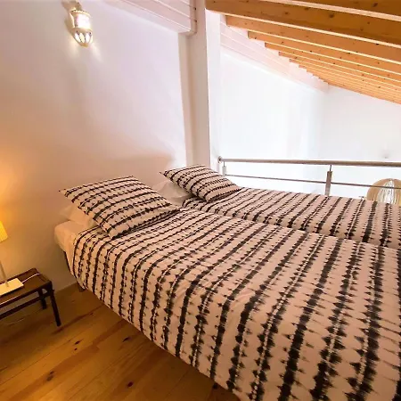 Casa Do Mar Salgado Holiday home *